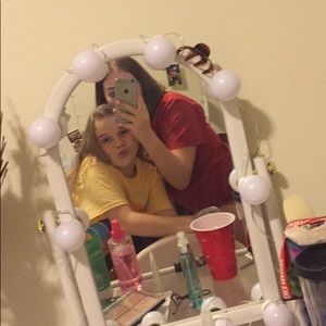 Meet your Posher, Abbie